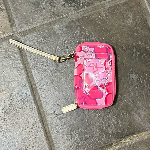 Lilly Pulitzer wristlet - Picture 2 of 4